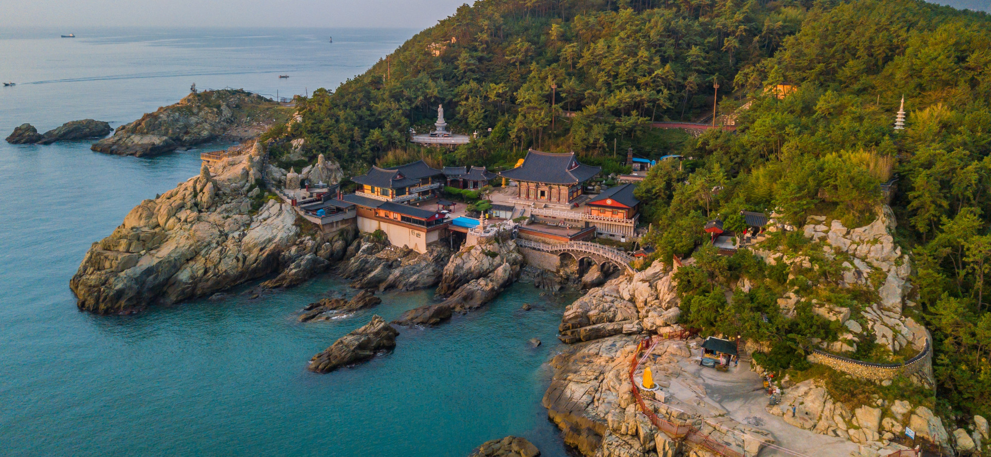 Hàn Quốc đang triển khai nhiều điểm đến cho khách du lịch tại Busan. Ảnh: enchantingtravels