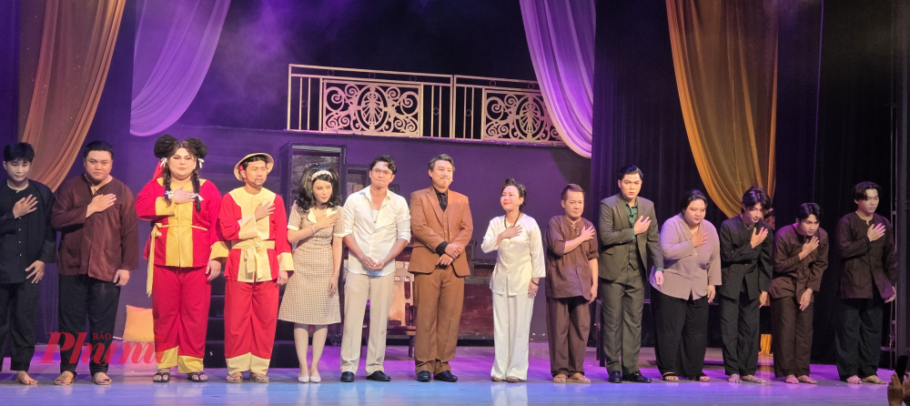  Vở có sự tham gia của Nghệ sĩ ưu tú Minh Nhí, các nghệ sĩ Việt Hương, Công Danh, Bảo Kun, Trung Tín, Di Dương, Thạch Thảo…