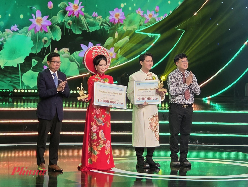 Hà Như và Tấn Đạt nhận giải thưởng phụ cho Thí sinh có hoạt động lan tỏa trách nhiệm cộng đồng và Thí sinh được Hội đồng báo chí bình chọn.