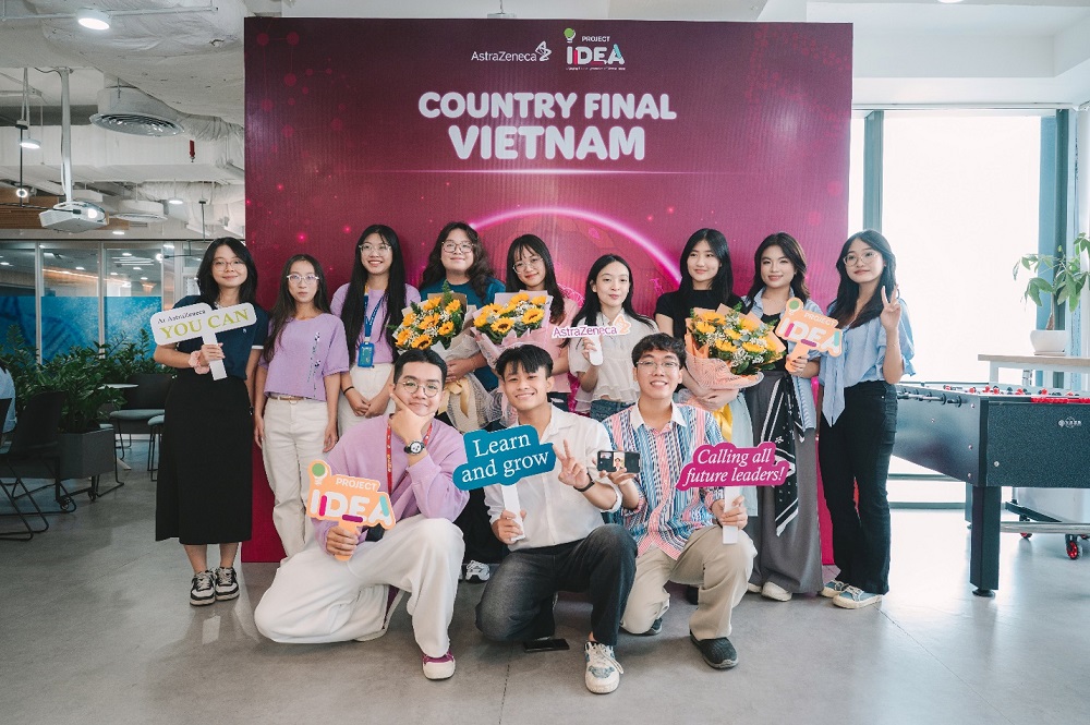 Các sinh viên lọt vào vòng chung kết - Ảnh: A.H