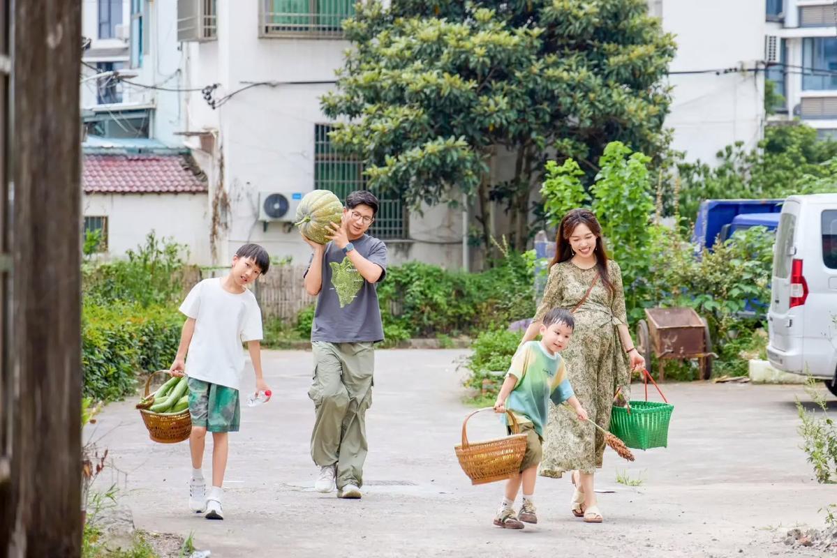Cuộc sống yên bình ở nông thôn khiến nhiều gia đình muốn quay về quê (ảnh minh họa)