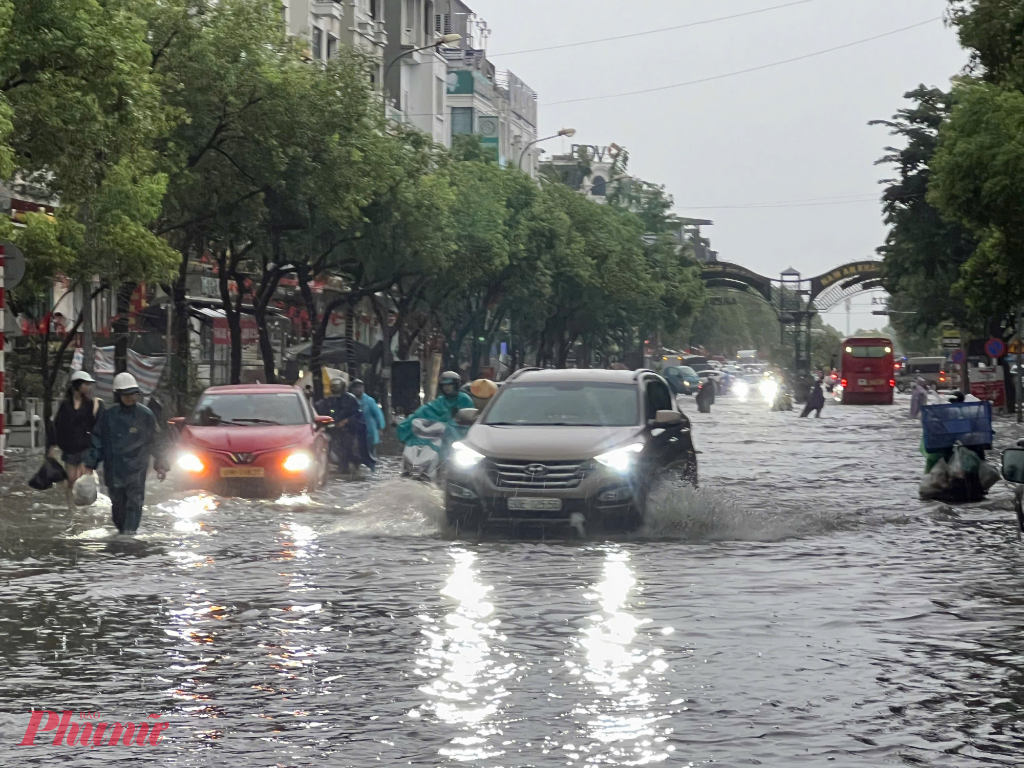 Khu vực An Khánh cũng trong tình trạng tương tự.