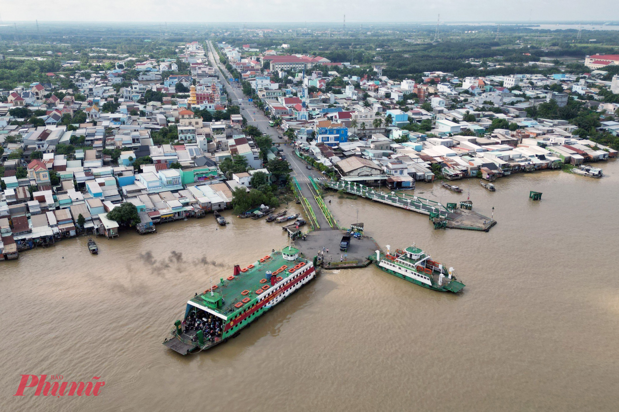 Phà Bình Khánh nối huyện Nhà Bè với huyện Cần Giờ - Ảnh minh họa