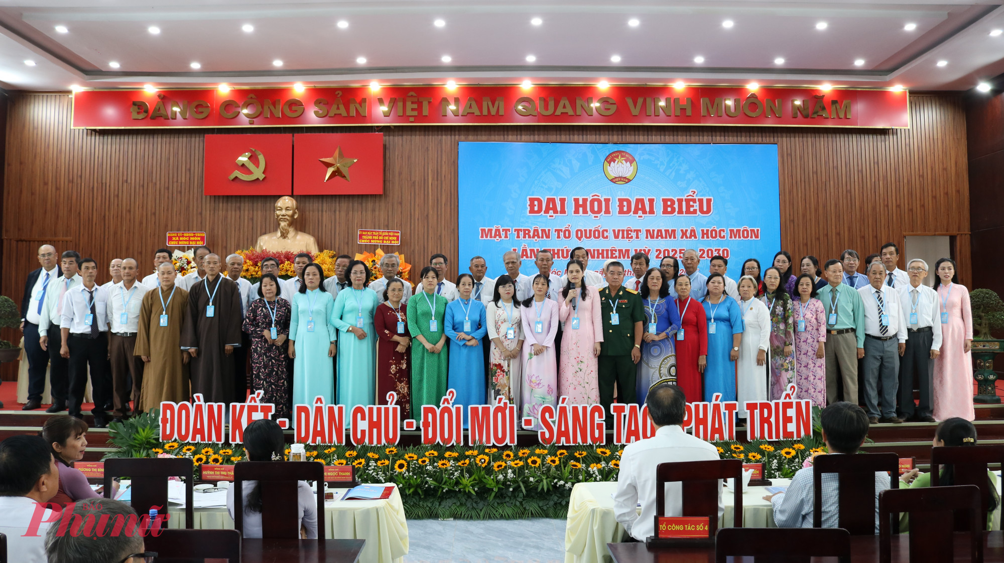 Ủy viên Ủy ban MTTQ Việt Nam xã nhiệm kỳ mới ra mắt Đại hội và phát biểu nhận nhiệm vụ