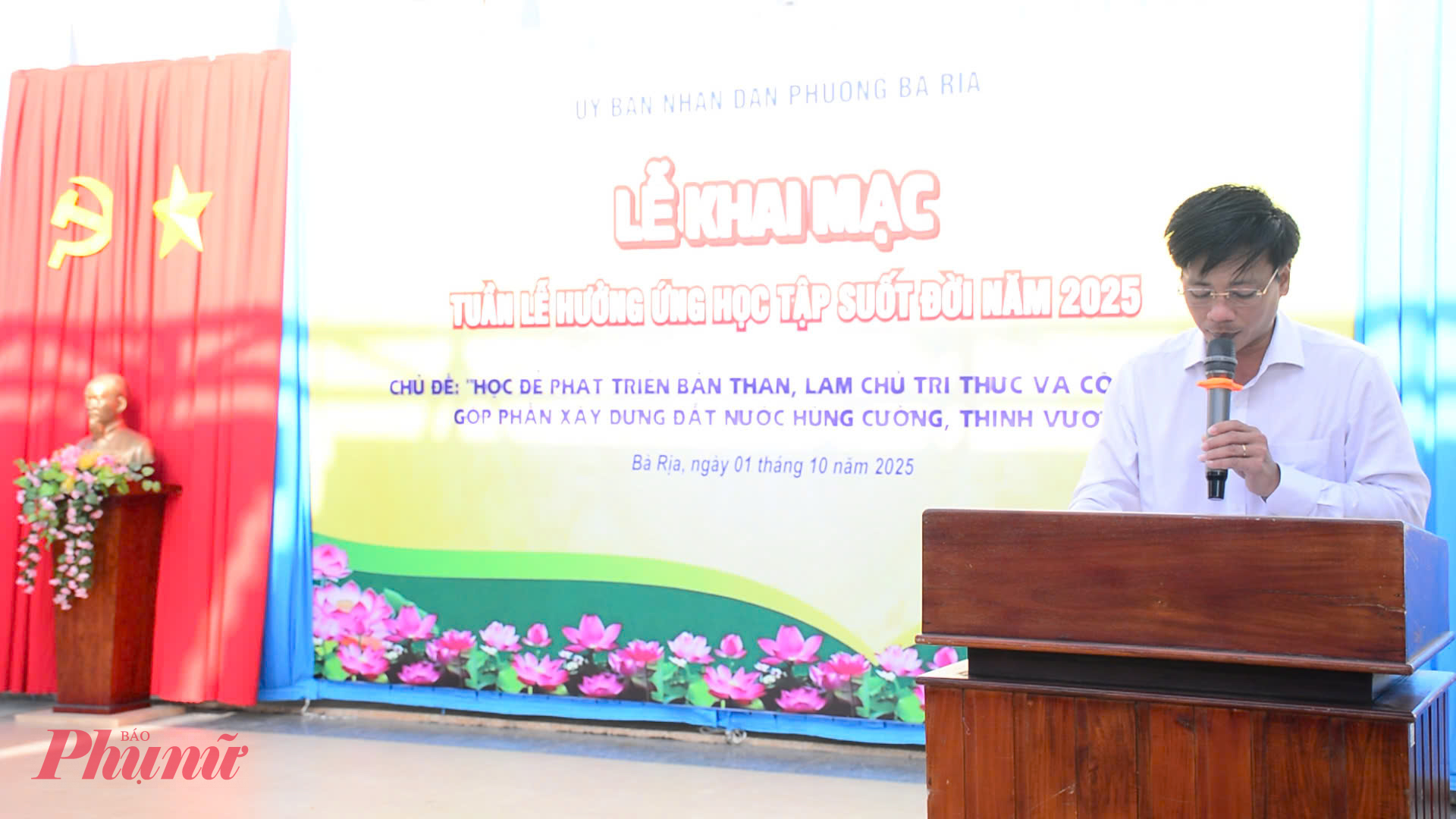 ông Võ Hoàng Trung - Phó Chủ tịch UBND phường Bà Rịa - phát biểu khai mạc Tuần lễ hưởng ứng học tập suốt đời