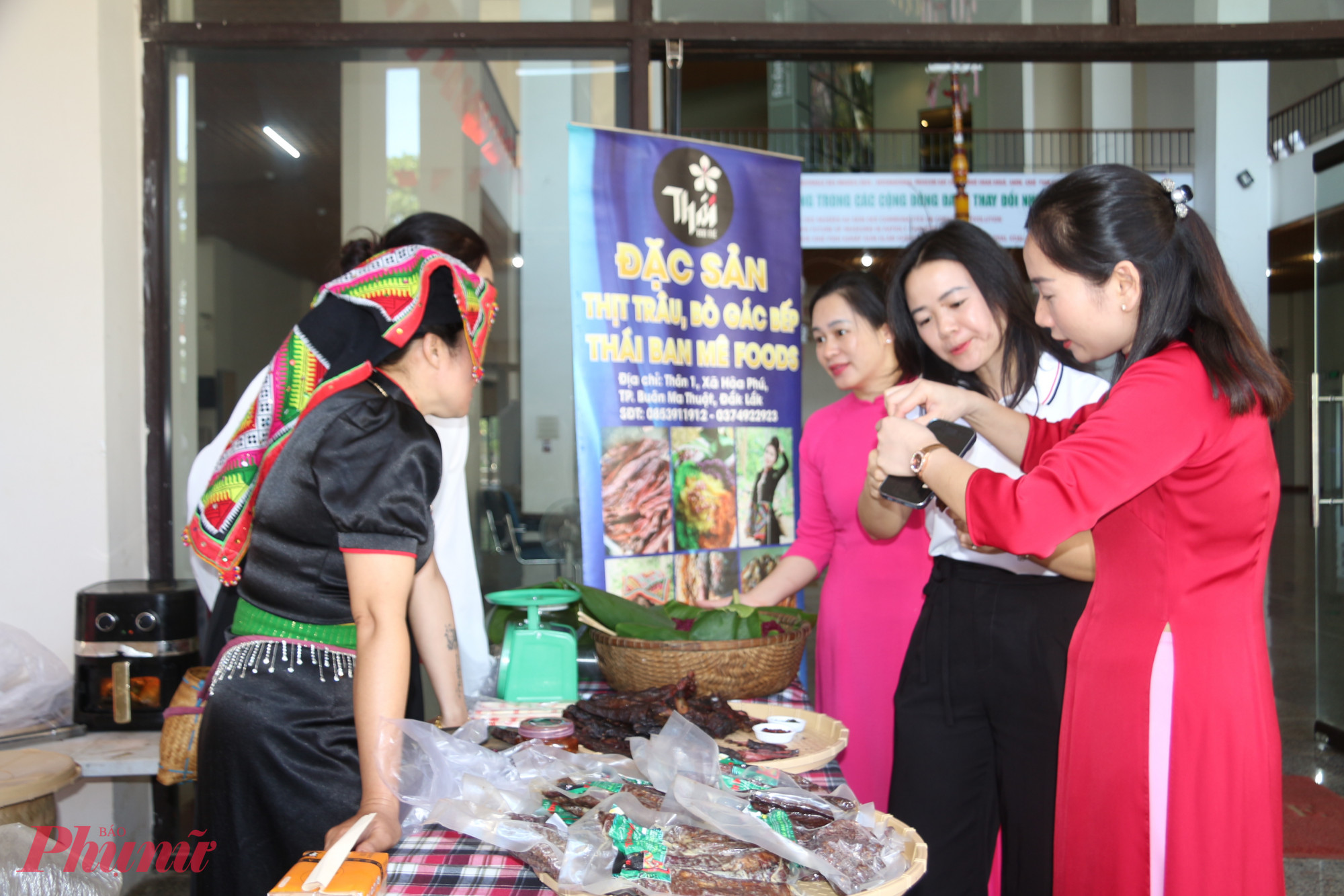 Các món ẩm thực truyền thống mang thương hiệu “Thái Ban Mê” được mang đến các hội chợ, chương trình trên địa bàn tỉnh để giới thiệu đến du khách