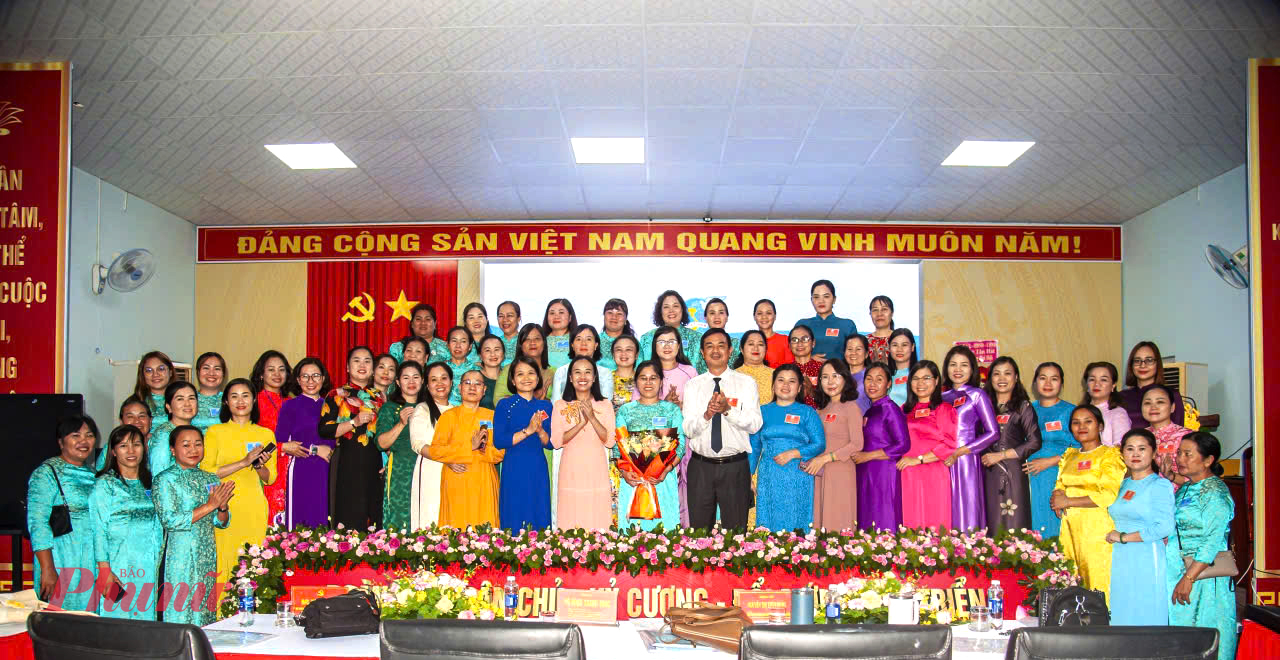 Hội LHPN phường Tân Hãi tổ chức thành công Đại hội đại biểu Phụ nữ phường lần thứ nhất, nhiệm kỳ 2025 - 2030 