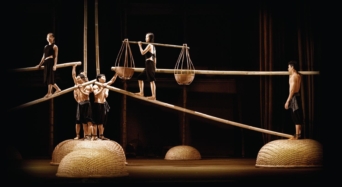Nghệ thuật biểu diễn - mảnh ghép quan trọng của công nghiệp văn hóa À ố show - điển hình thành công của nghệ thuật biểu diễn tại TPHCM - Nguồn ảnh: Luna Production