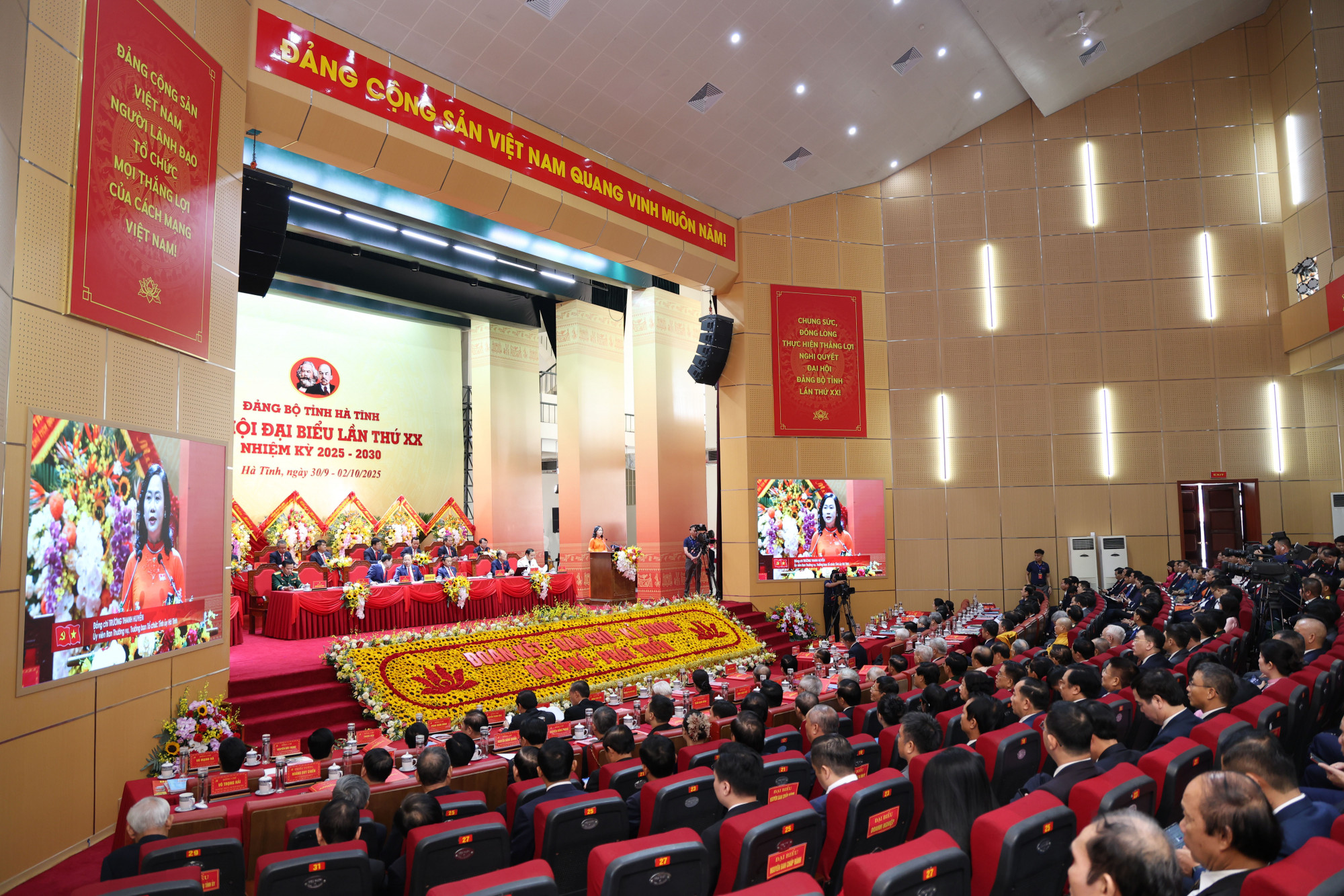 Các đại biểu tham dự Đại hội đại biểu Đảng bộ tỉnh Hà Tĩnh lần thứ XX - Ảnh: Khánh Trung