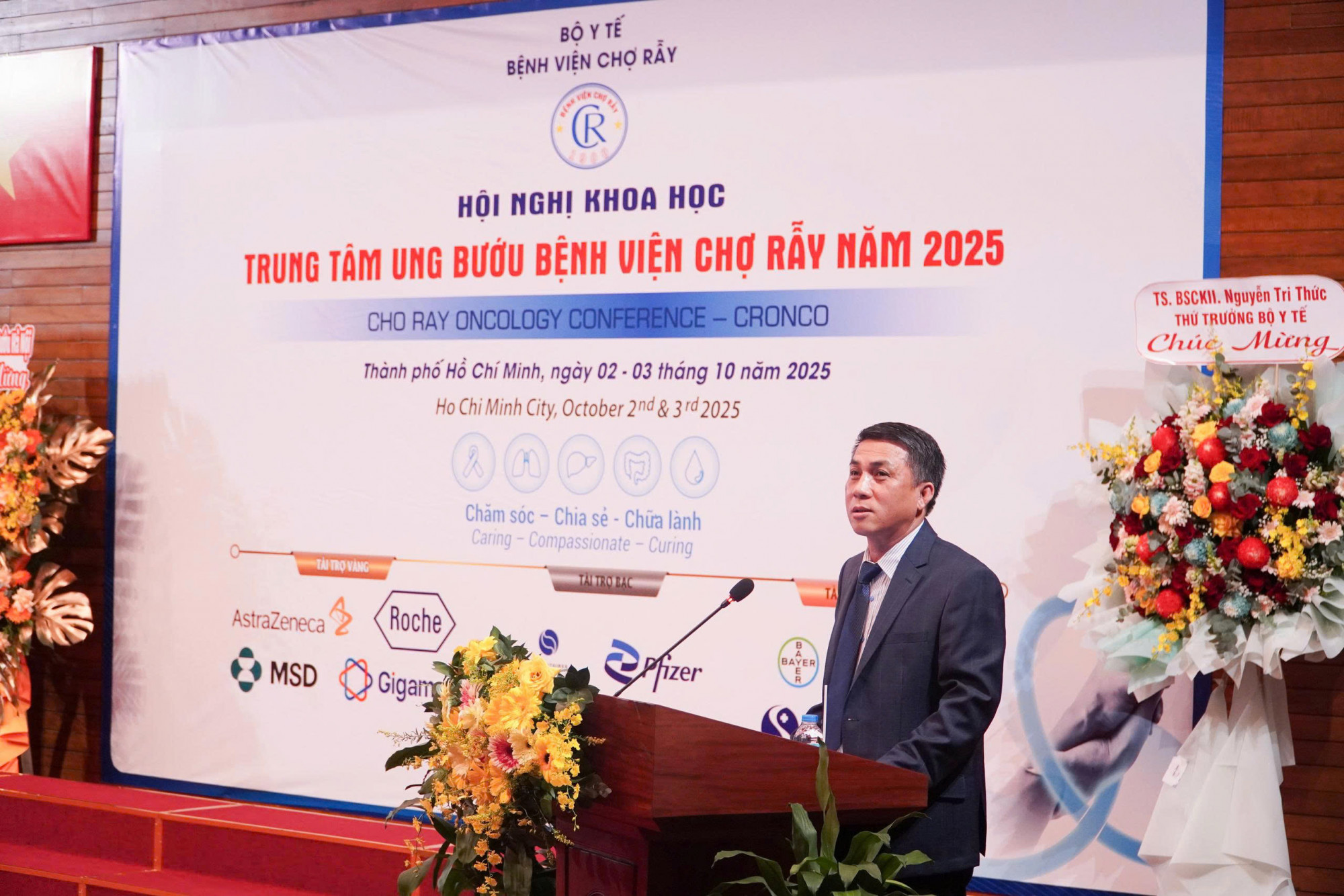 bBác sĩ CK2 Phạm Thanh Việt – Phó giám đốc điều hành Bệnh viện Chợ Rẫy TPHCM