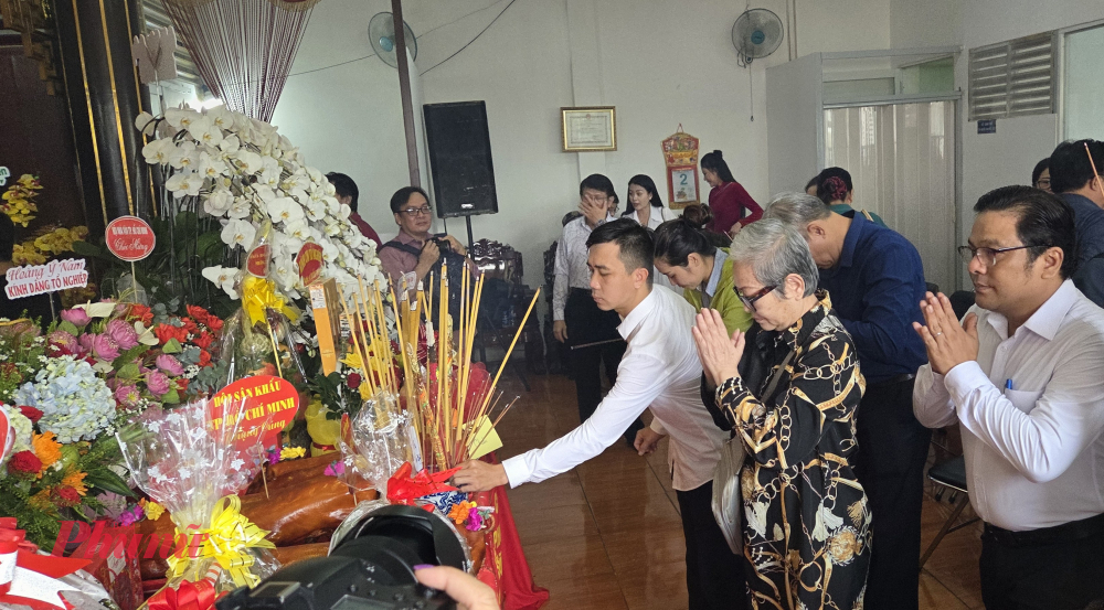 Giám đốc Nhà hát Cải lương Trần Hữu Trang Phan Quốc Kiệt