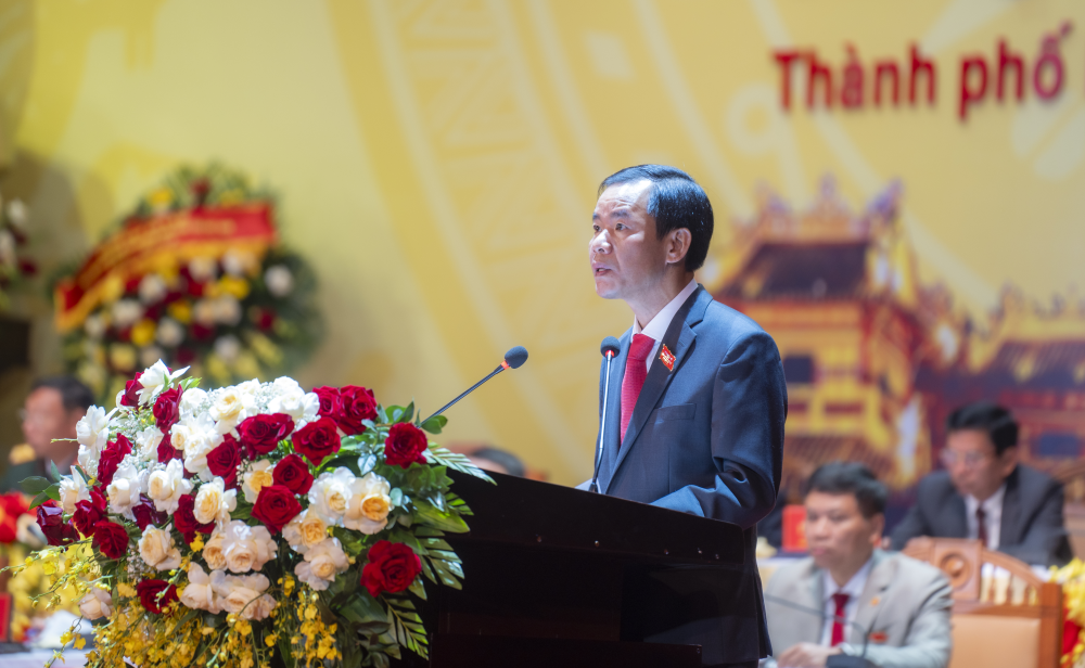 Ông Nguyễn Văn Phương- Ông Nguyễn Văn Phương  giữ chức Bí thư Thành ủy TP Huế