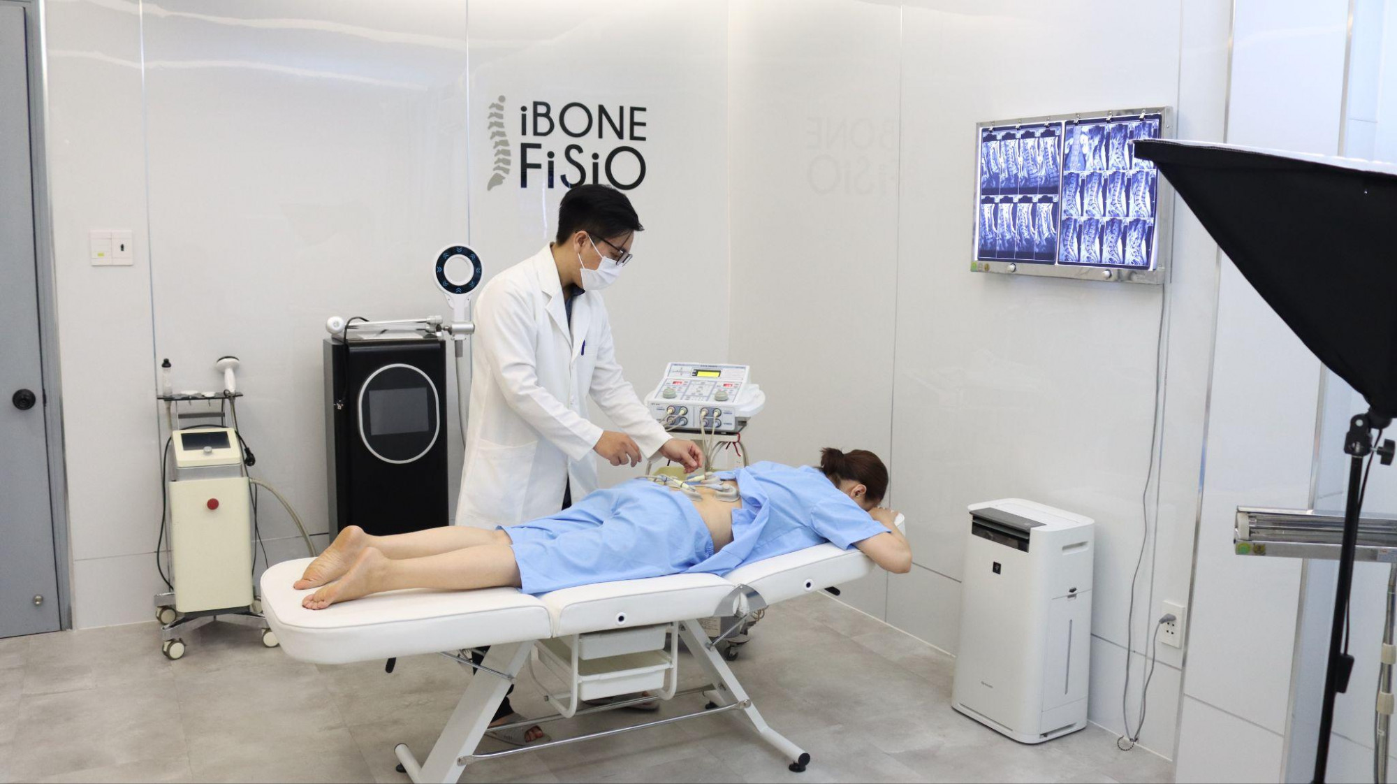 iBONE FiSiO mang đến giải pháp điều trị không xâm lấn hiệu quả - Ảnh: iBONE FiSiO