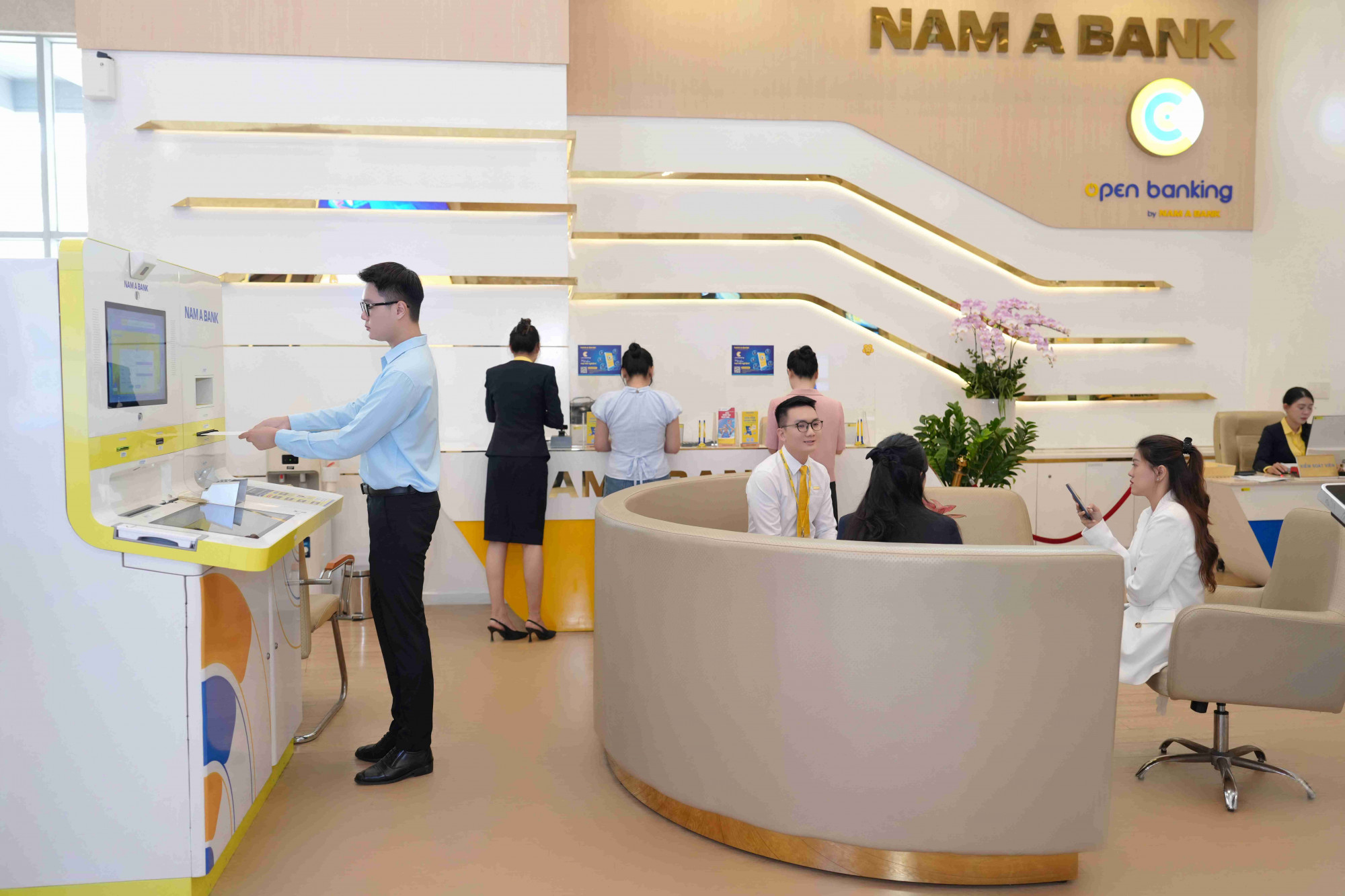 Kết quả kinh doanh 9 tháng đầu năm 2025 Nam A Bank ghi nhận nhiều chỉ tiêu tích cực - Ảnh: Nam A Bank