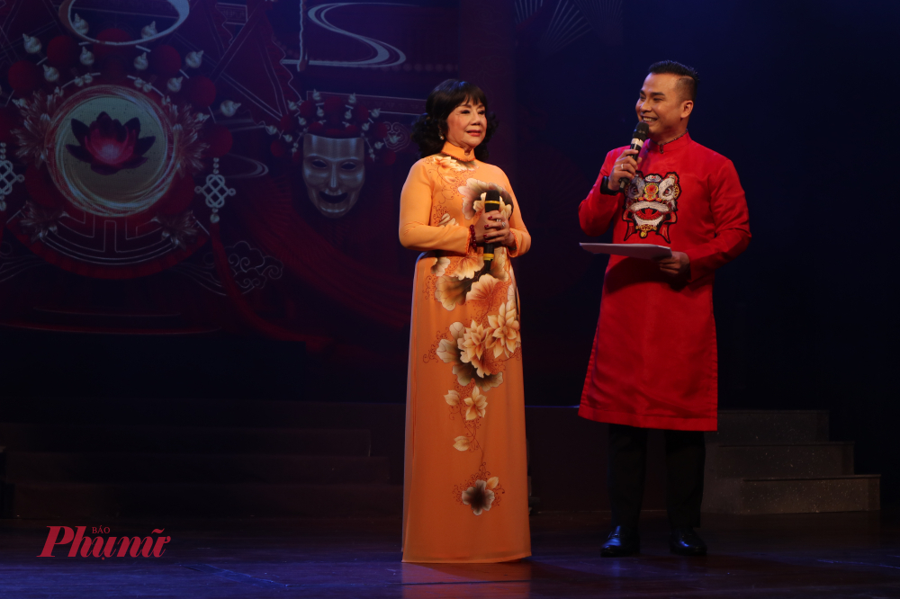 NSND Thoại Miêu chia sẻ cảm xúc trong ngày Giỗ Tổ sân khấu