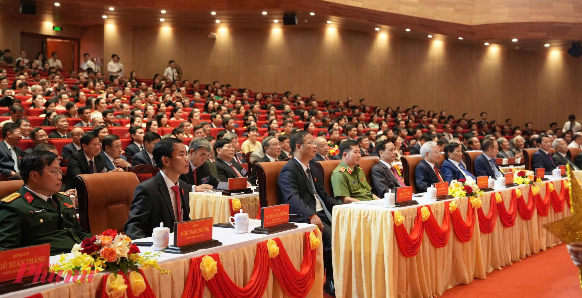 Các đại biểu tham dự Đại hội đại biểu Đảng bộ thành phố Huế lần thứ XVII, nhiệm kỳ 2025 - 2030