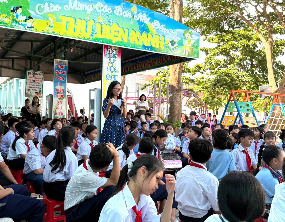 Đại sứ văn hóa đọc Phương Huyền
