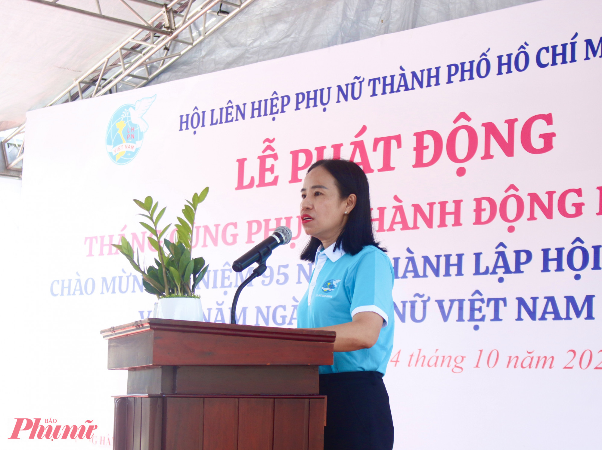 bà Võ Ngọc Thanh Trúc - Phó Chủ tịch Ủy ban MTTQ Việt Nam TPHCM, Chủ tịch Hội LHPN TPHCM - phát động