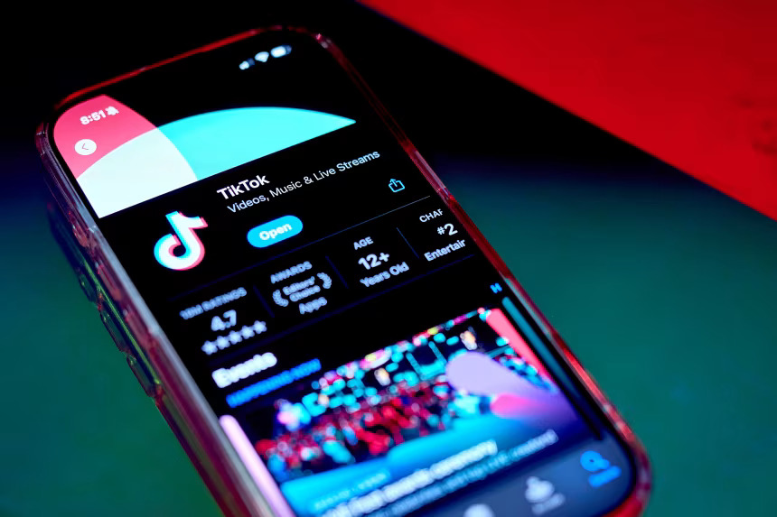 Phát ngôn viên của TikTok cho biết công ty cam kết đảm bảo trải nghiệm an toàn cho người dùng và đã hành động ngay sau khi nhận được phản ánh. 