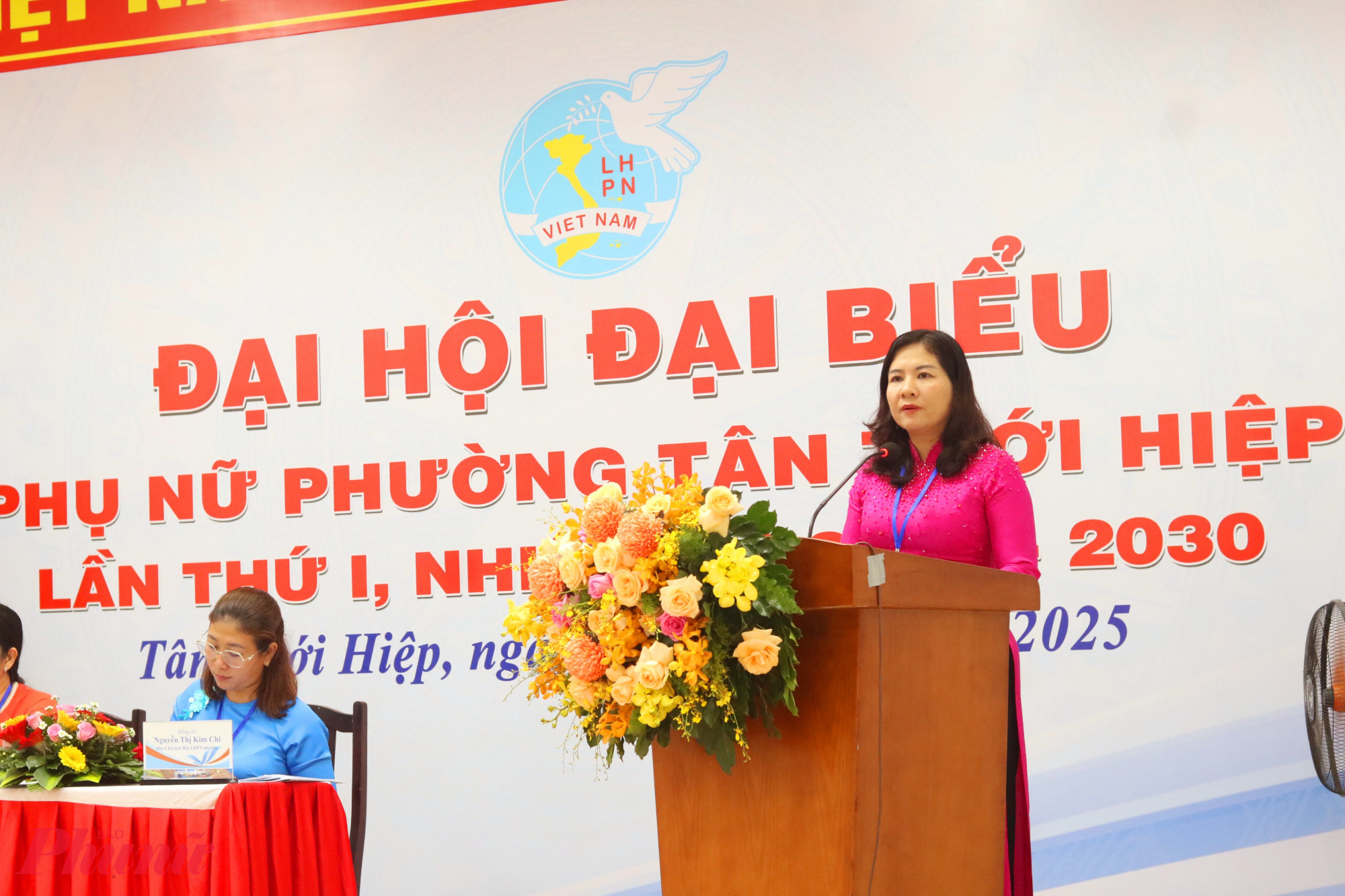 Bà Nguyễn Thị Ngọc Linh – Phó chủ tịch Hội LHPN TPHCM – phát biểu chỉ đạo tại đại hội - Ảnh: Thảo Nguyên