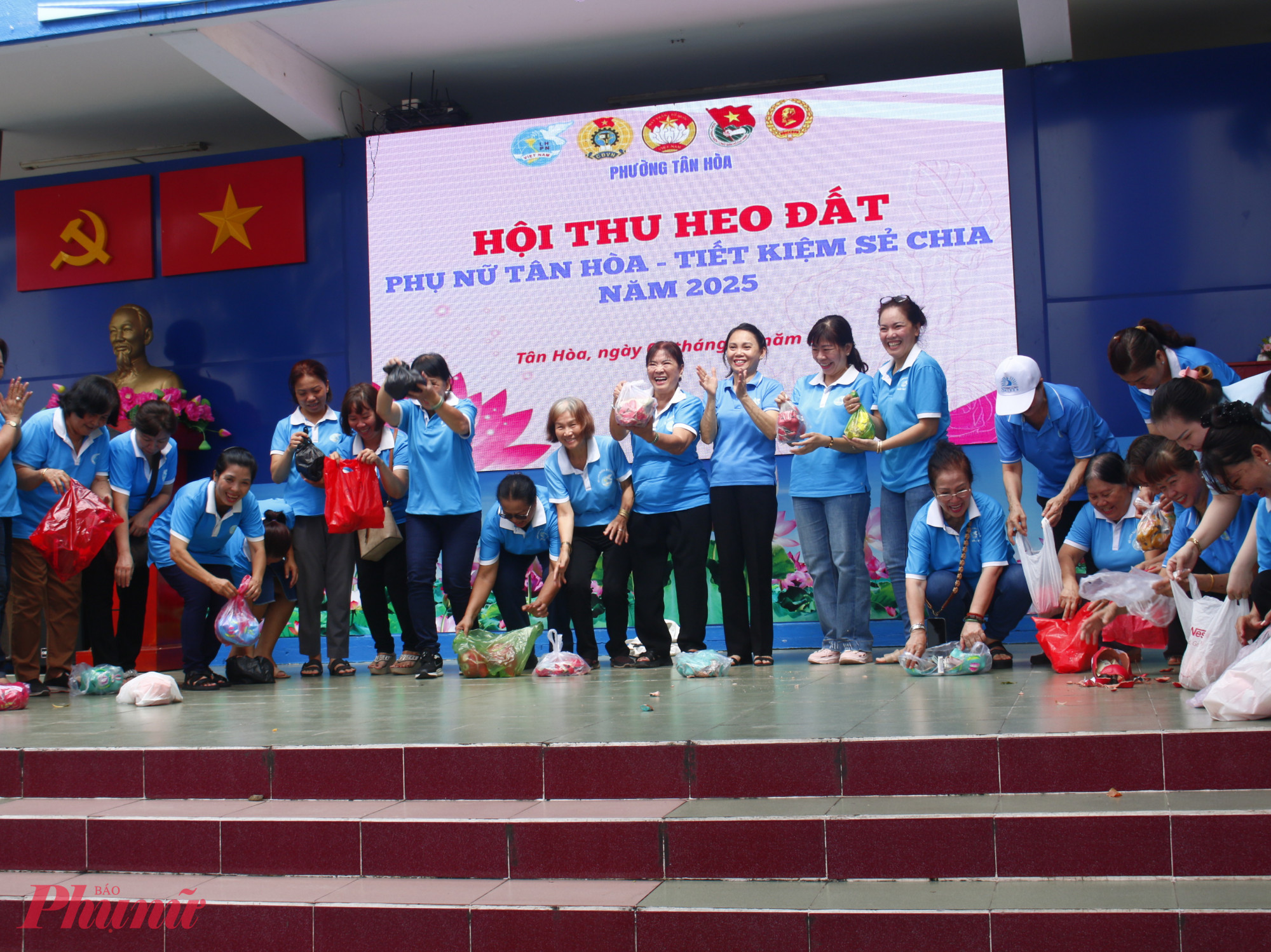 Hội thu heo đất với chủ đề “Phụ nữ Tân Hòa - Tiết kiệm sẻ chia”, 