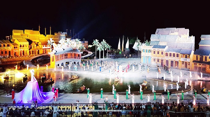 Nghệ thuật biểu diễn - mảnh ghép quan trọng của công nghiệp văn hóa Chương trình Ký ức Hội An, show thực cảnh nổi tiếng của vùng đất di sản Hội An. Ảnh: vekyuchoian