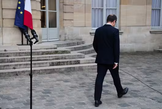 Ông Sébastien Lecornu rời khỏi chính trường Pháp sau 27 ngày tại nhiệm