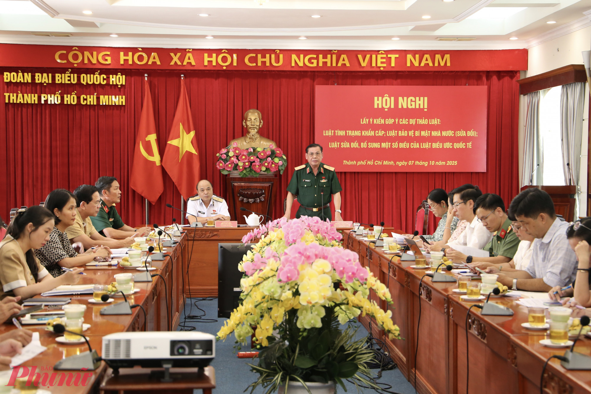 Hội nghị lấy ý kiến góp ý các dự thảo luật; Luật tình trạng khẩn cấp; Luật bảo vệ bí mật Nhà nước (sửa đổi); Luật sửa đổi, bổ sung một số điều của Luật Điều ước quốc tế - Ảnh: Thanh Tâm 