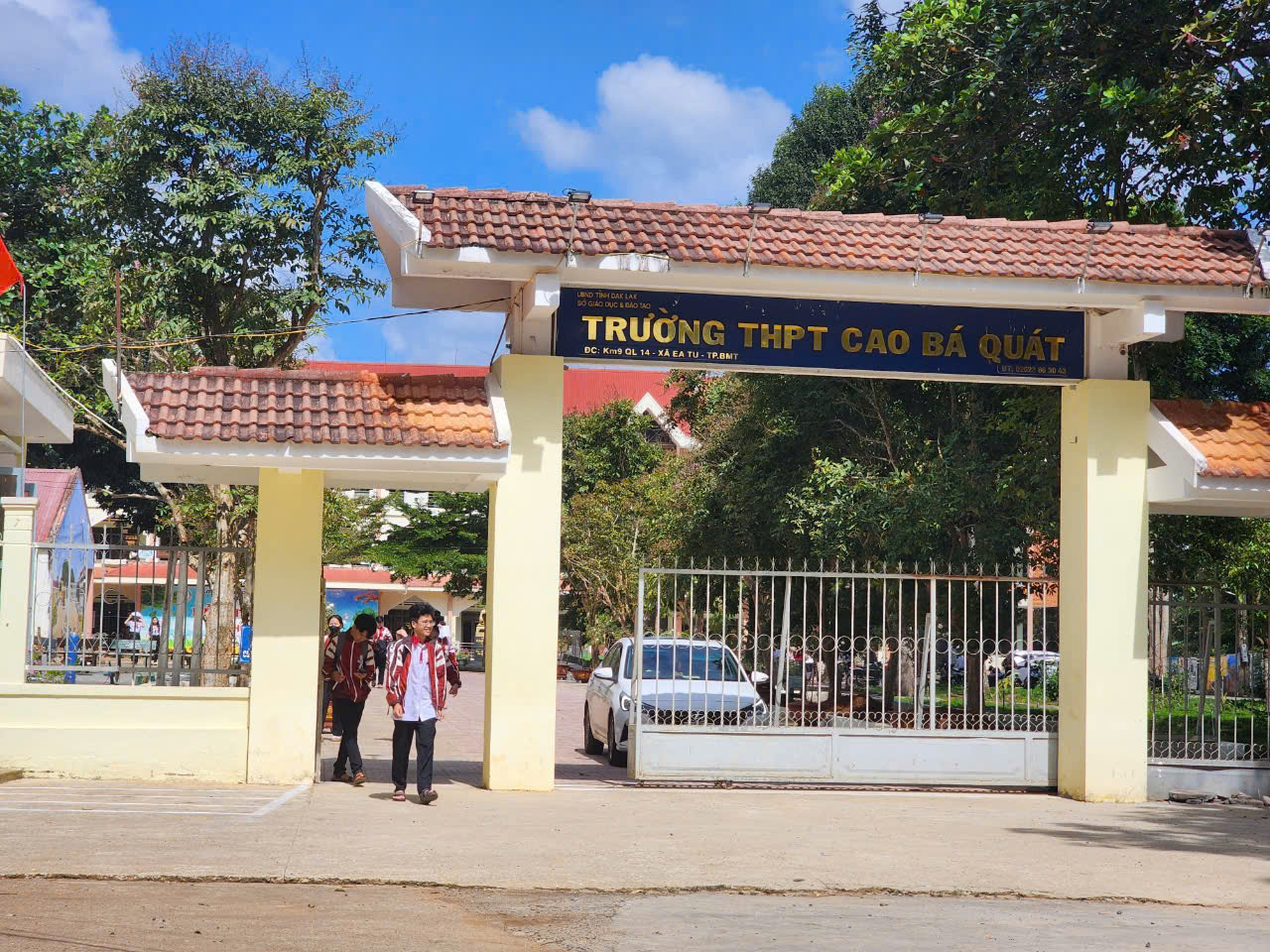 Trường THPT Cao Bá Quát (Ảnh: B.X.).
