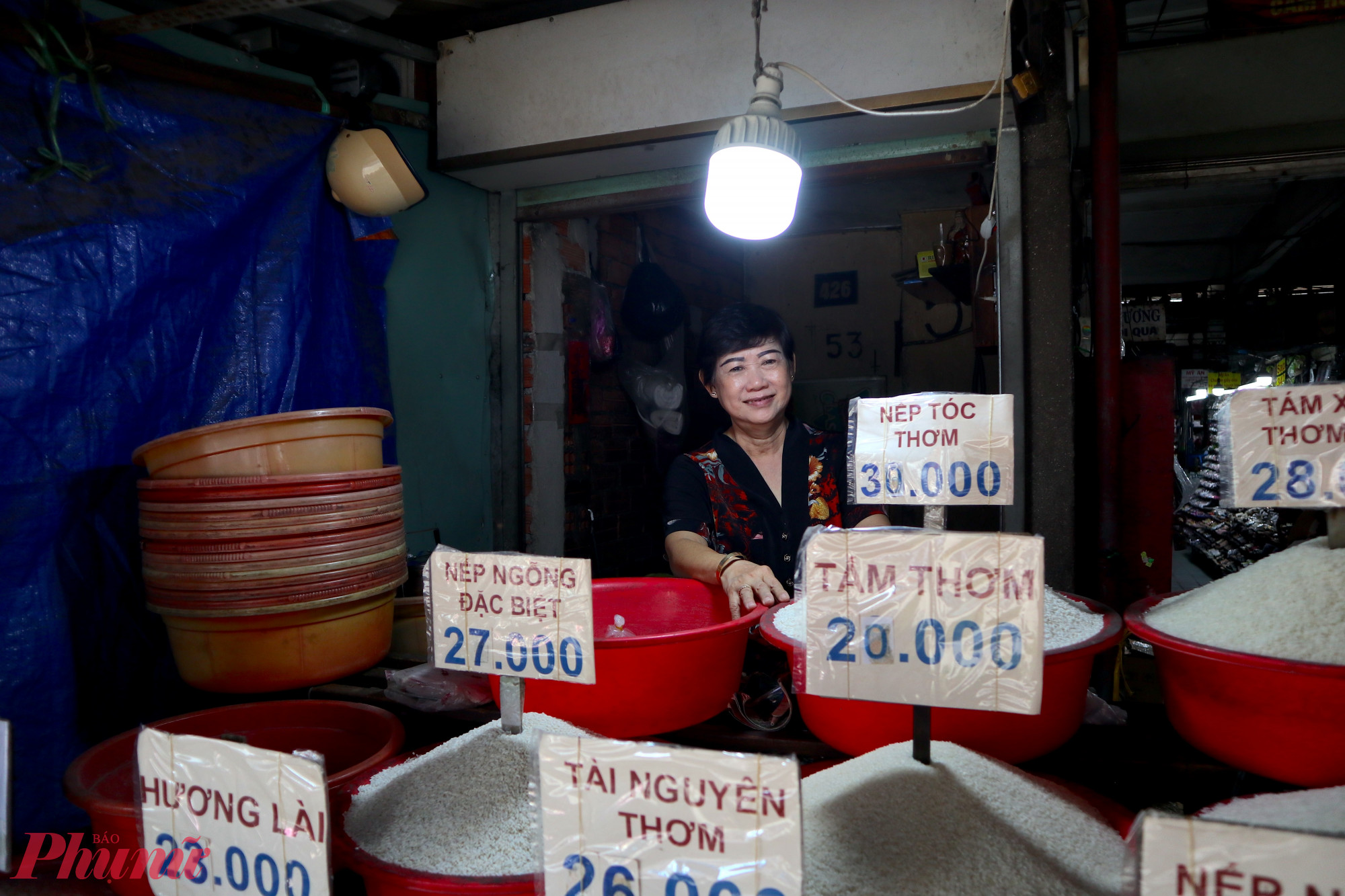 Cô Mỹ - tiểu thương có gần 40 năm buôn bán tại chợ Bà Chiểu 