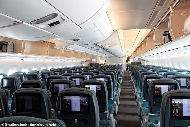 Cathay Pacific Airways được vinh danh là hãng hàng không hạng phổ thông tốt nhất thế giới.