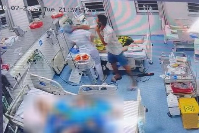 Camera ghi lại vụ việc. Ảnh: Báo Lao động.