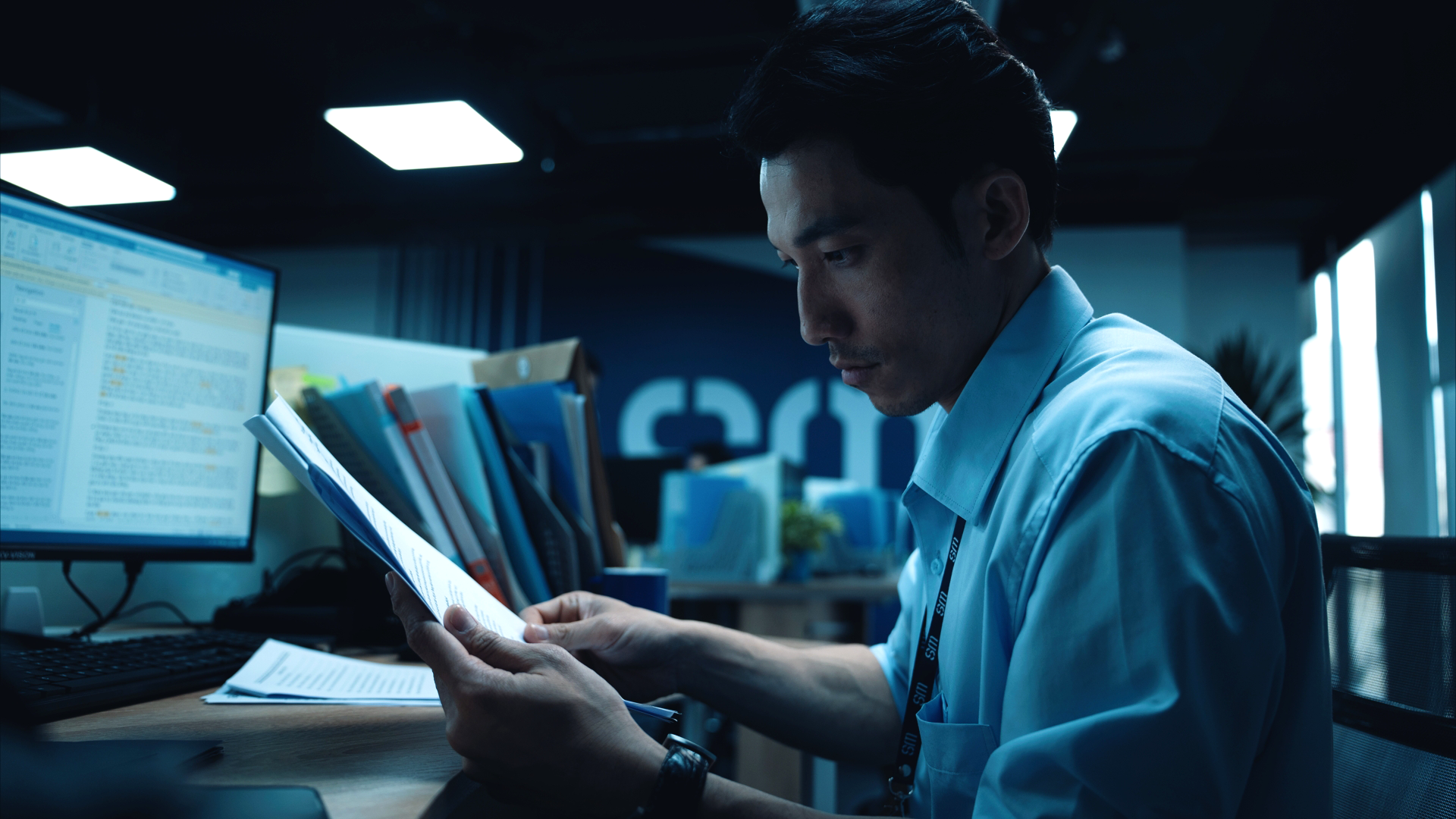 Liên Bỉnh Phát thuyết phục đạo diễn Oscar Dương trong quá trình thử vai (Ảnh: Đoàn phim cung cấp)