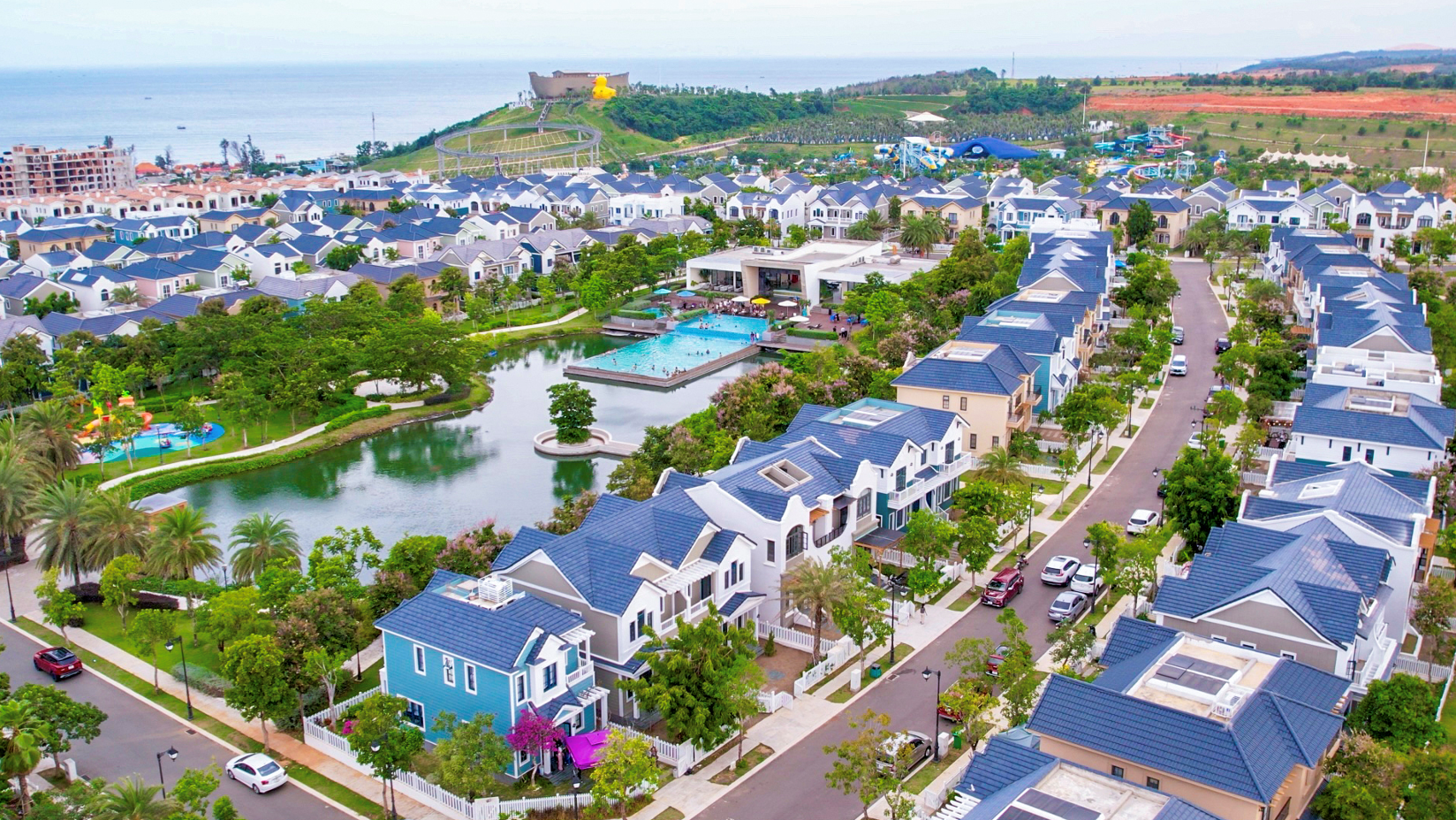 Viện Kiểm sát đề nghị huỷ bản án sơ cấp vụ “khách hàng thoát khoản nợ 5 tỉ đồng” Một góc dự án liên quan vụ tranh Viện trưởng Viện Kiểm sát nhân dân khu vực 7, TPHCM vừa có quyết định kháng nghị toàn bộ bản án sơ thẩm vụ án Tranh chấp hợp đồng tín dụng liên quan vụ “khách hàng thoát khoản nợ 5 tỉ đồng”.