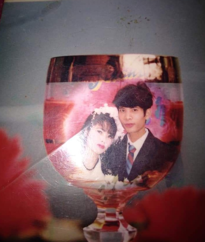 Tấm ảnh cưới quý giá được chụp vào năm 1993 của chị Nguyễn Từ 