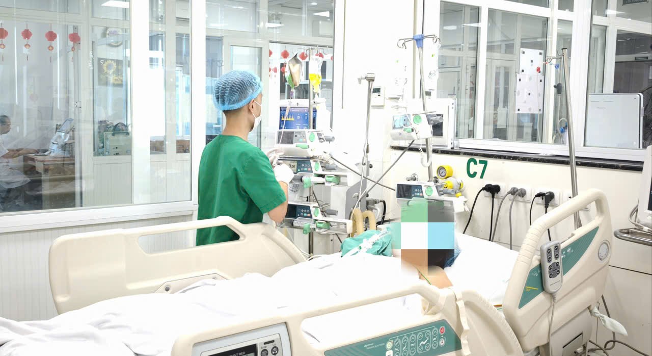 Số ca sốt xuất huyết tại Bệnh viện Bệnh Nhiệt đới Trung ương tăng sau mưa bão- ảnh:T.S