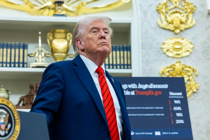 Trump, 79 tuổi, có tuổi tim là 65 tuổi, bác sĩ nói