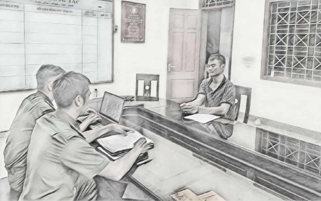 Nguyễn Văn Hòa tại cơ quan công an - Ảnh công an cung cấp