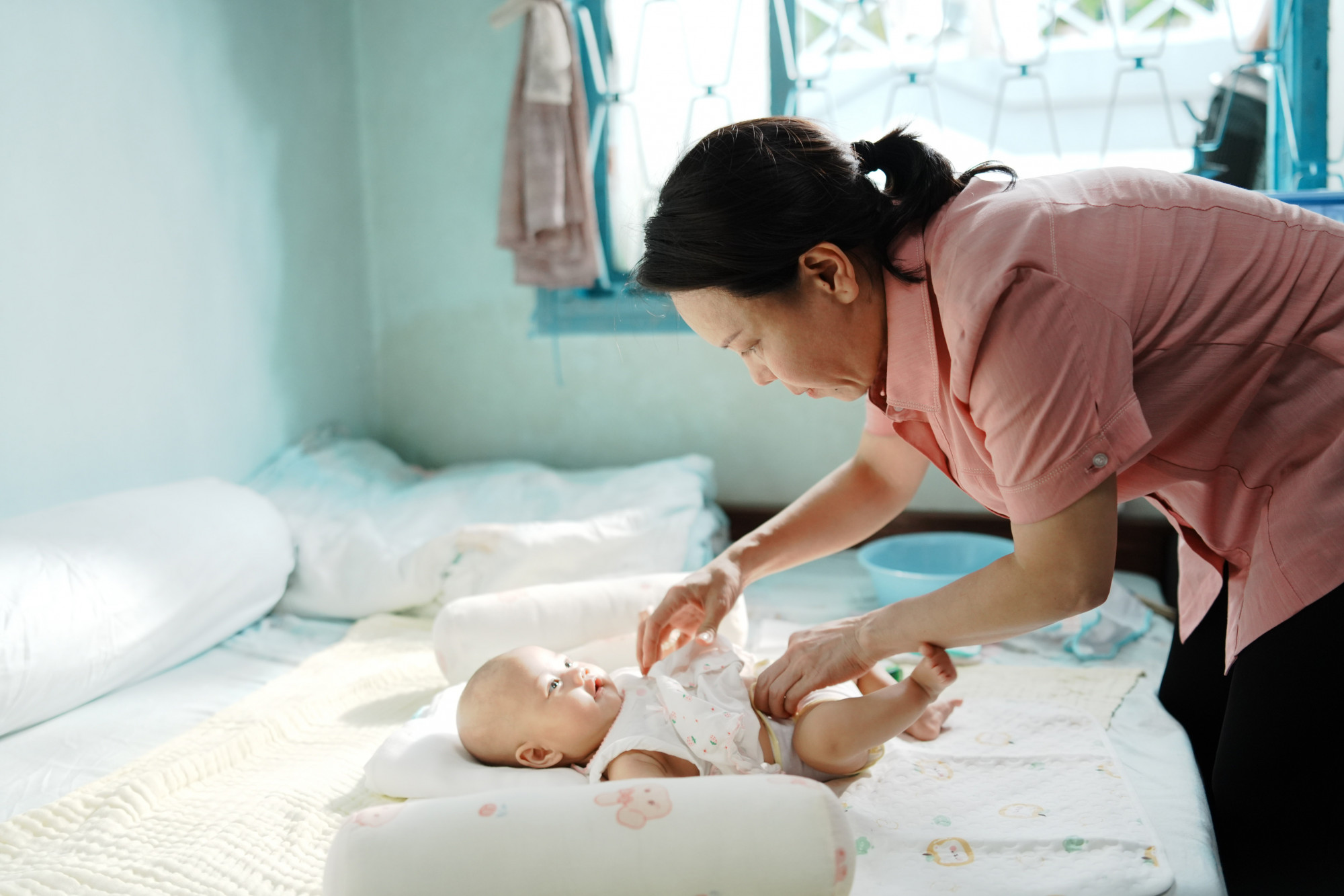 2. Phim Cục vàng của ngoại ra rạp ngày 17/10 được kỳ vọng đem lại khởi sắc cho phim Việt sau thời gian ảm đạm. (Nguồn ảnh: Đoàn phim cung cấp)