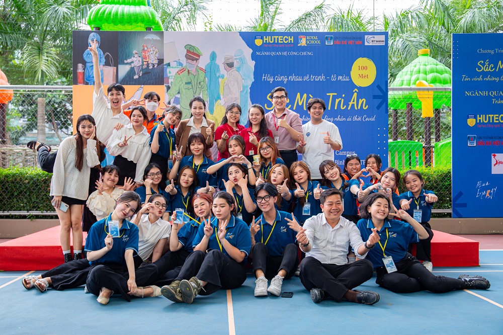 Ngọc Hân tham gia nhiều dự án thực tế trong quá trình học - Ảnh: HUTECH