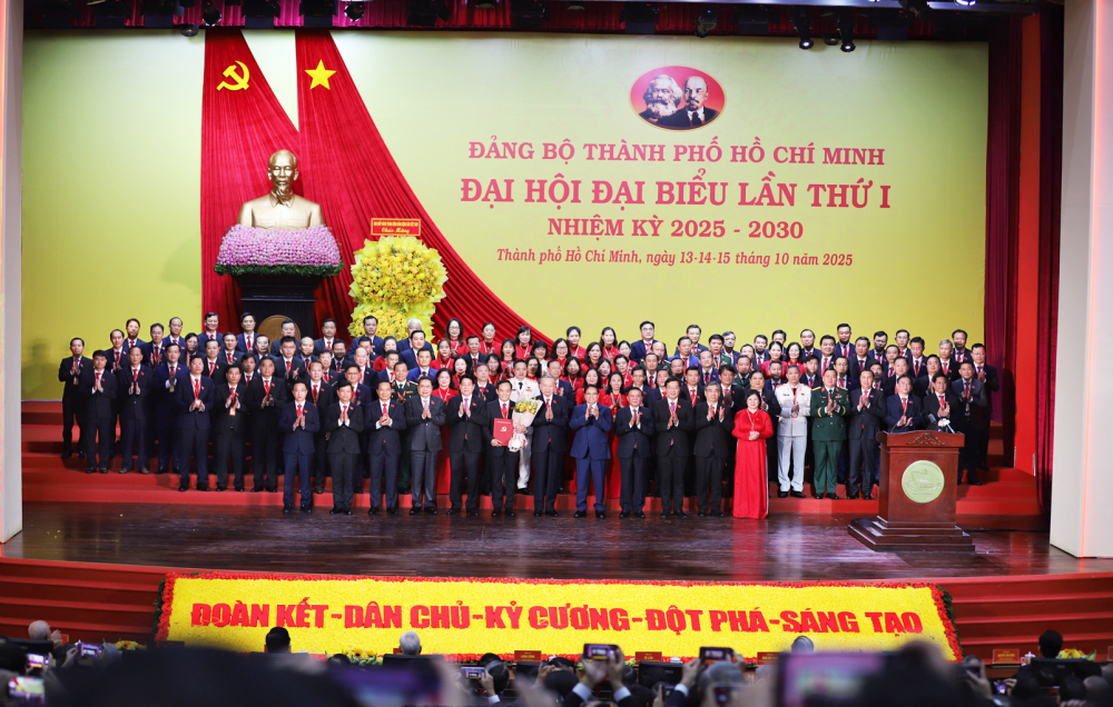 Đại hội của niềm tin, tầm nhìn và hành động Ban Chấp hành, Ban Thường vụ Đảng bộ TPHCM nhiệm kỳ 2025-2030 ra mắt tại đại hội