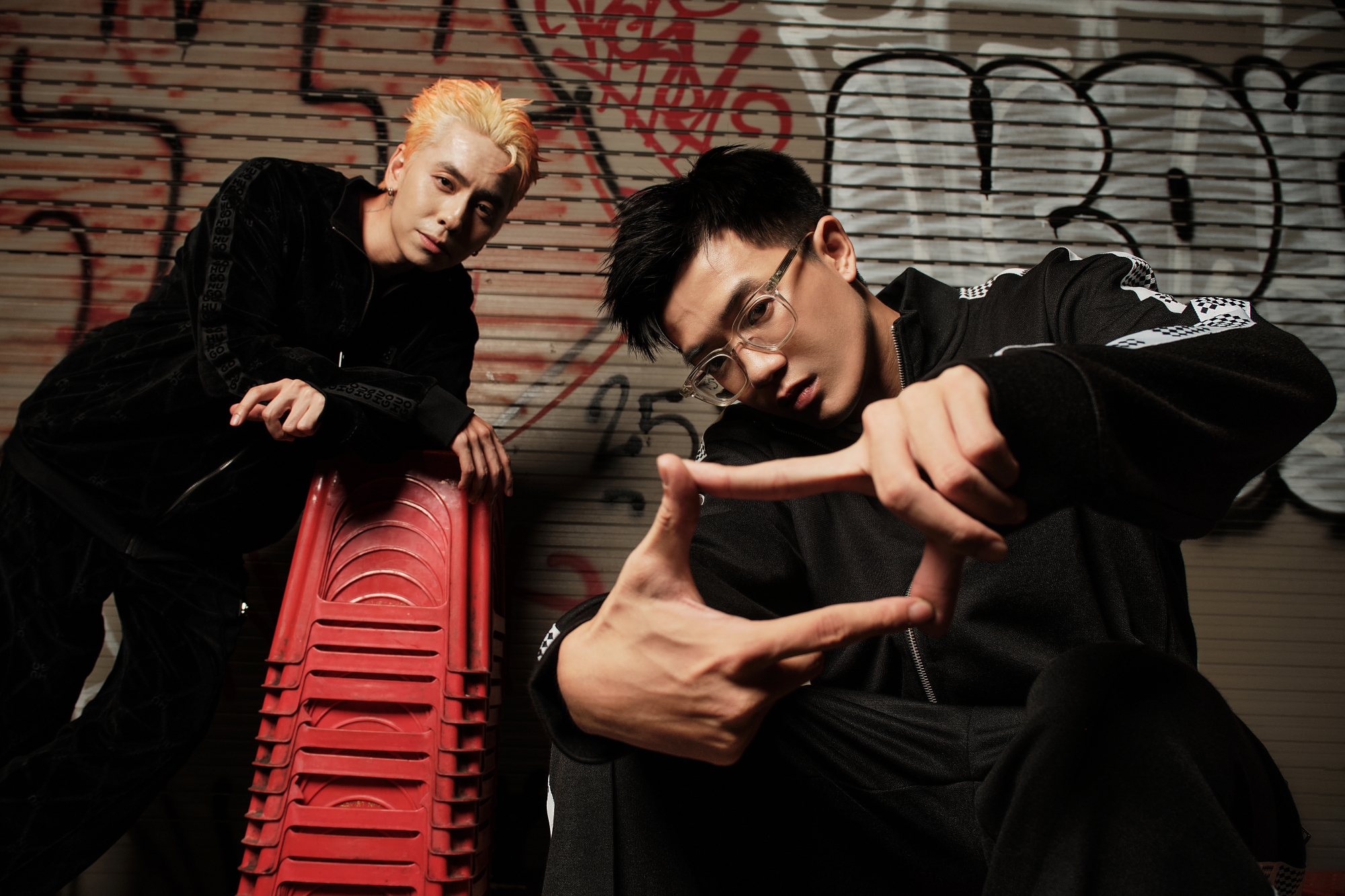 OSAD và onionn. kết hợp trong album lần này