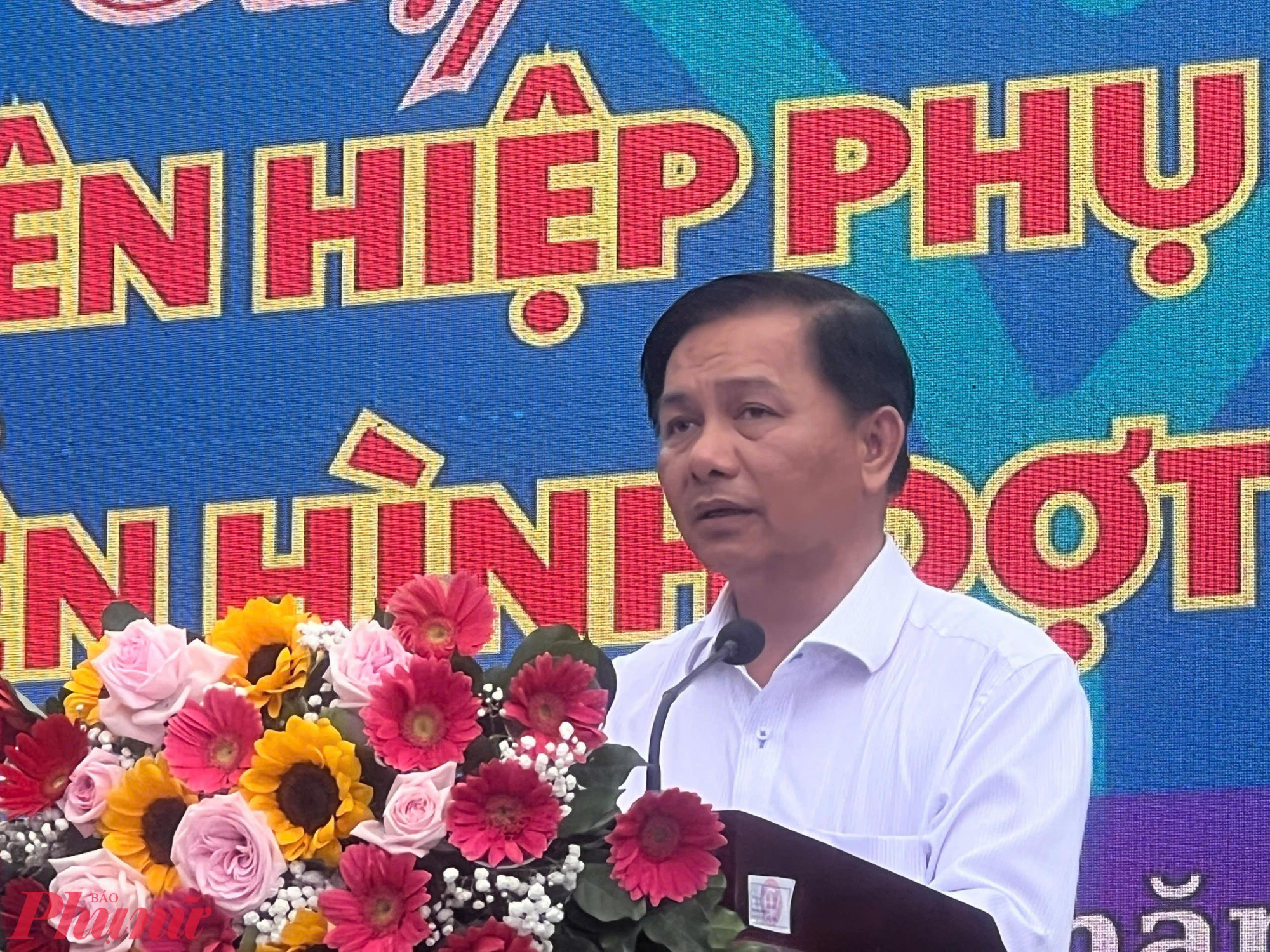 Ông Trần Văn Lâu - Bí thư Tỉnh ủy Vĩnh Long - phát biểu - Ảnh: Bình Thới