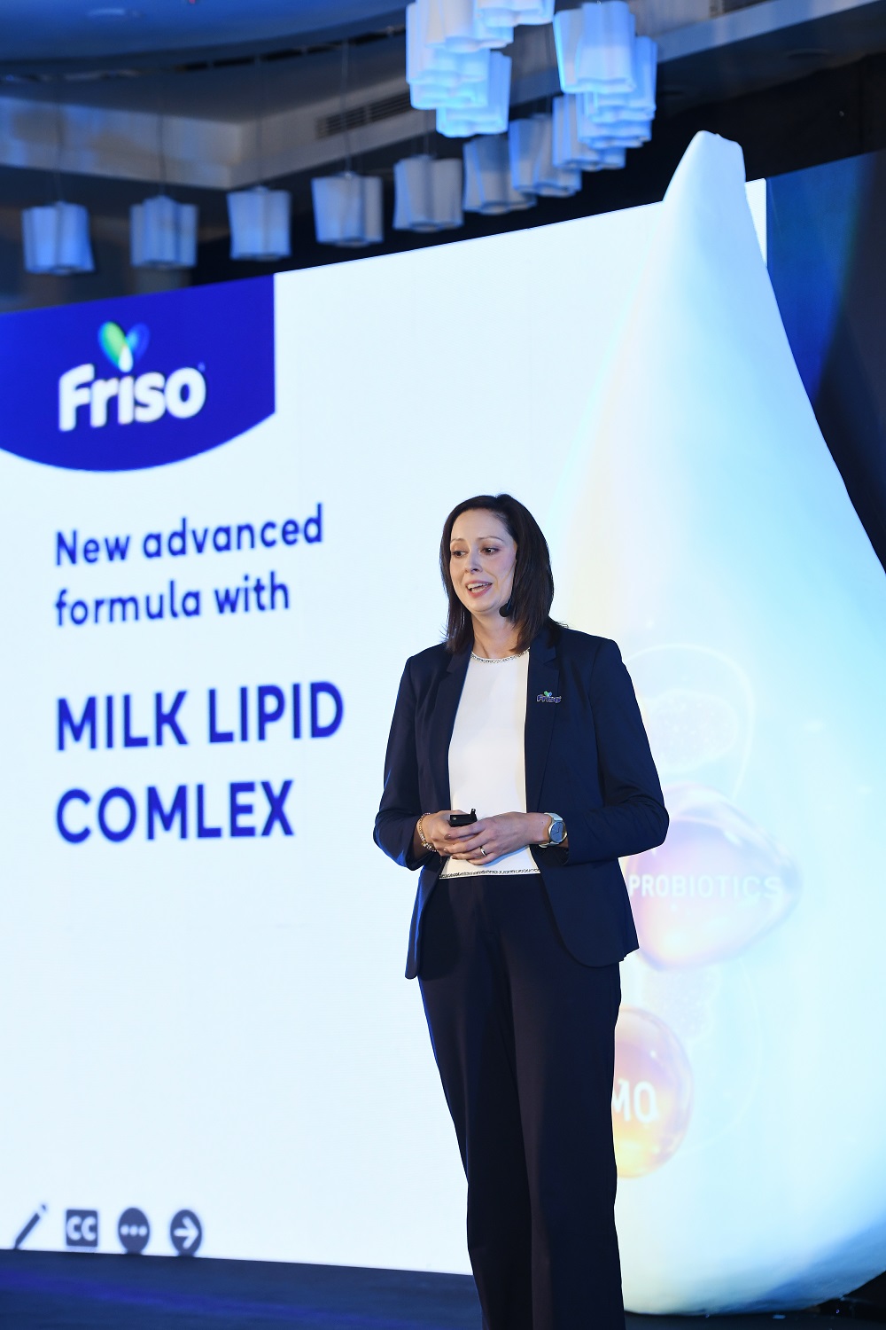 Friso Pro mới nhập khẩu từ Hà Lan: Công thức đột phá hỗ trợ hệ tiêu hóa và đường ruột cho trẻ Bà Margo Jansen - Trưởng phòng Nghiên cứu và Phát triển sản phẩm dinh dưỡng chuyên biệt, FrieslandCampina toàn cầu giới thiệu phức hợp quý MLC - Ảnh: FCV