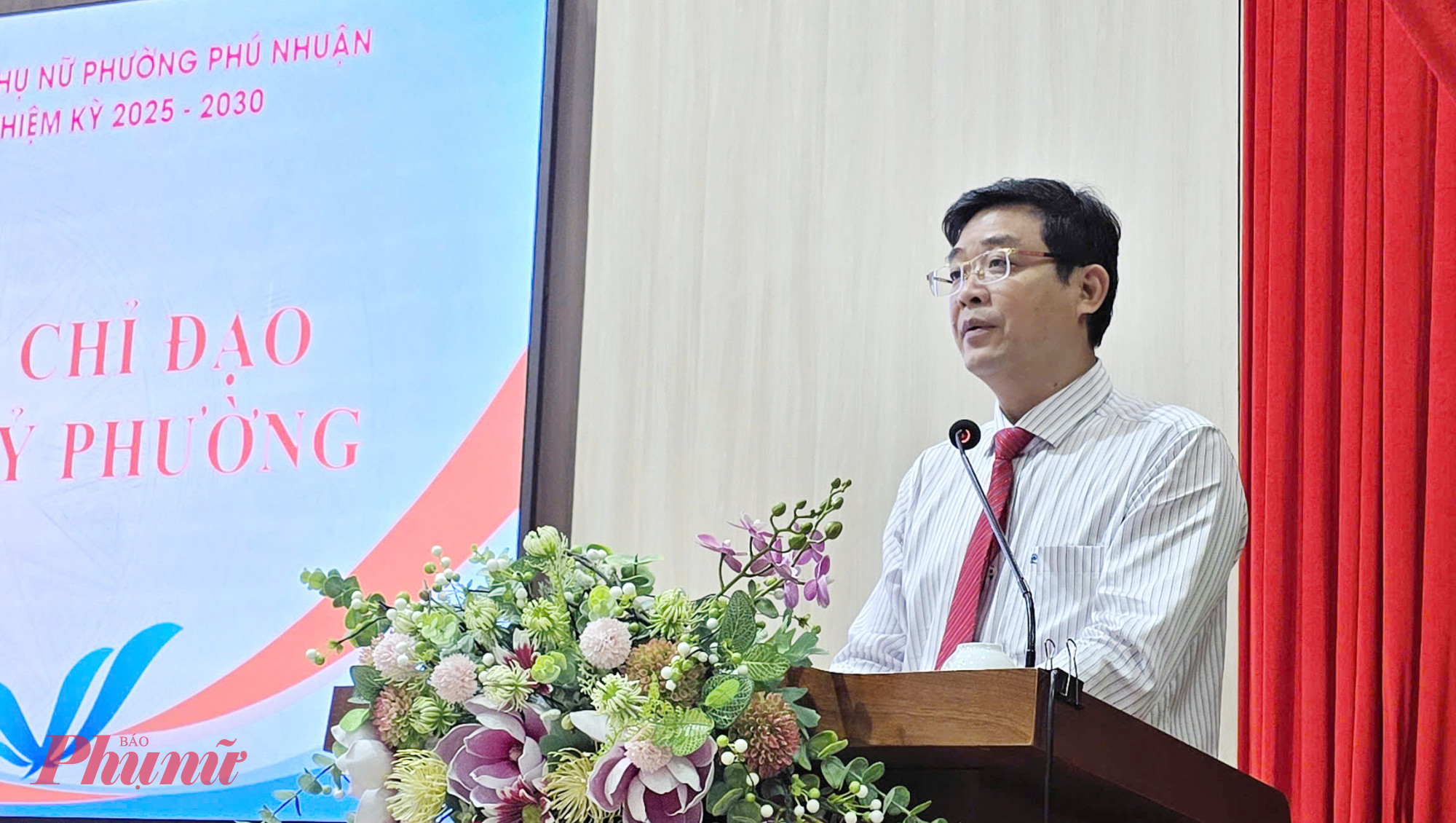 Ông Nguyễn Đức Phong - Chủ nhiệm Ủy ban Kiểm tra Đảng ủy phường Phú Nhuận - phát biểu tại Đại hội - Ảnh: Trang Nguyễn