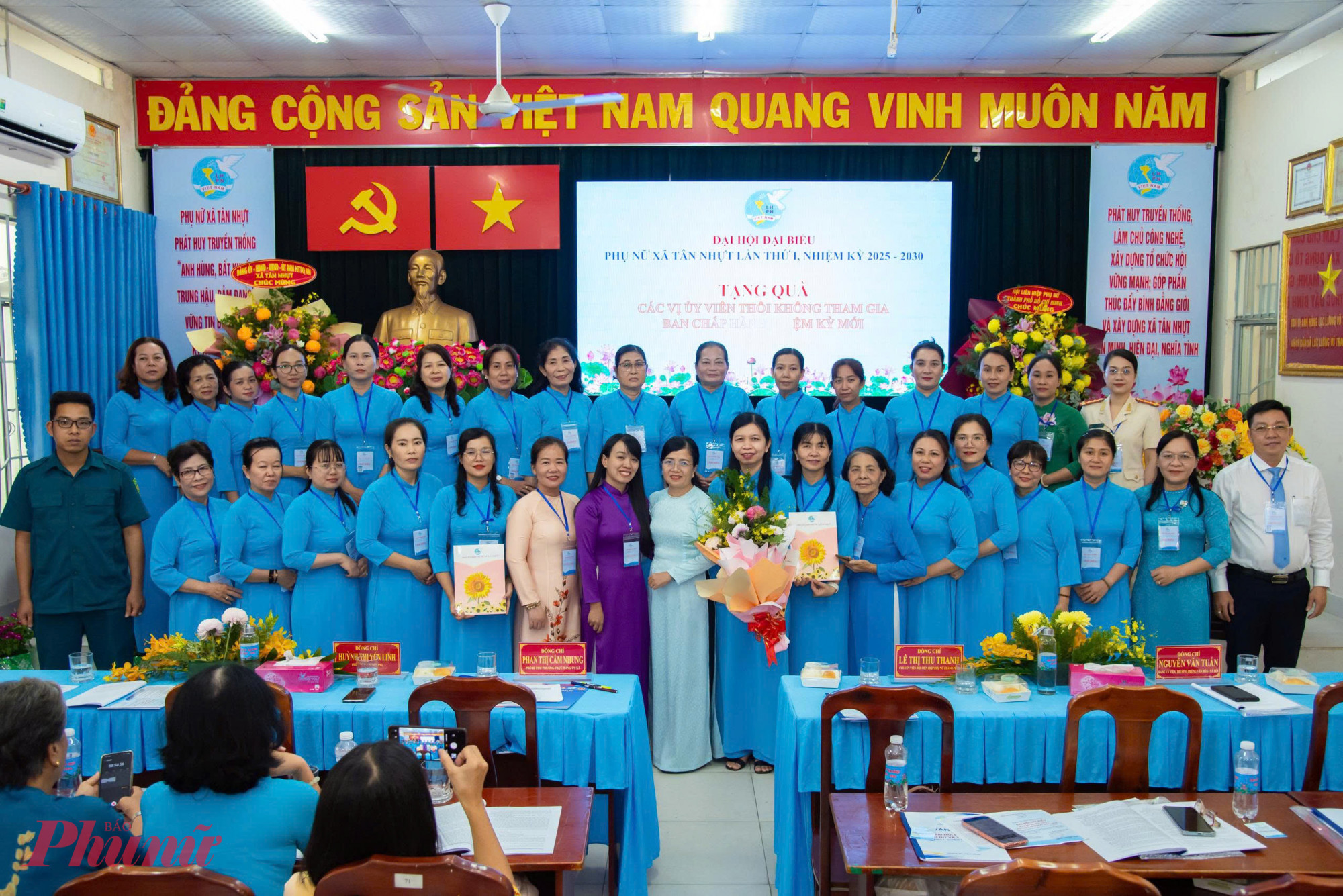 Ban Chấp hành Hội LHPN xã Tân nhựt lần thứ 1, nhiệm kỳ 2025 - 2030 gồm 29 ủy viên. Bà Nguyễn Thị Ngọc Hạnh – giữ chức vụ Chủ tịch Hội LHPN xã Tân Nhựt.