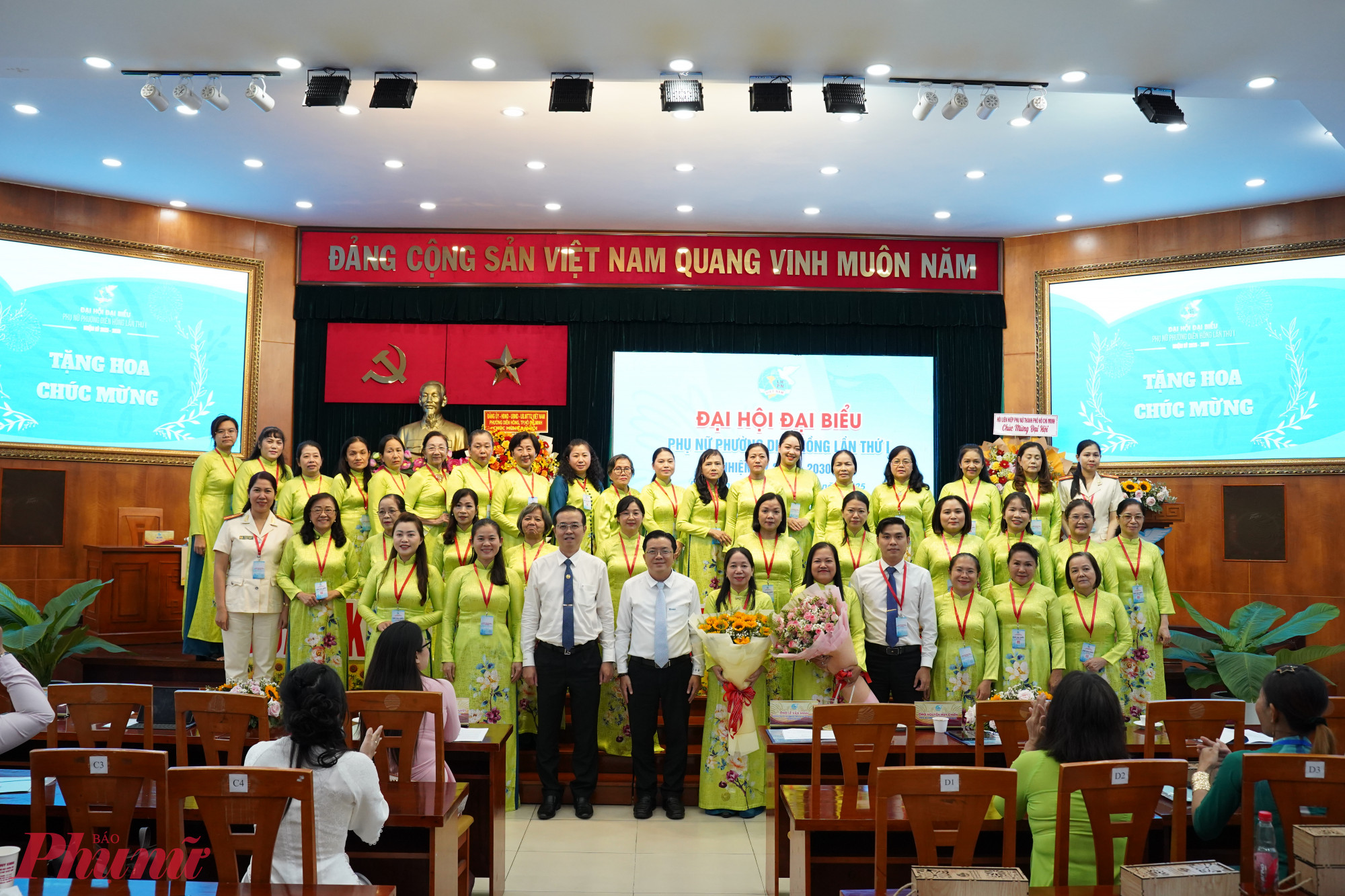 Ban Chấp hành Hội LHPN phường Diên Hồng lần thứ I, nhiệm kỳ 2025 – 2030 ra mắt đại hội