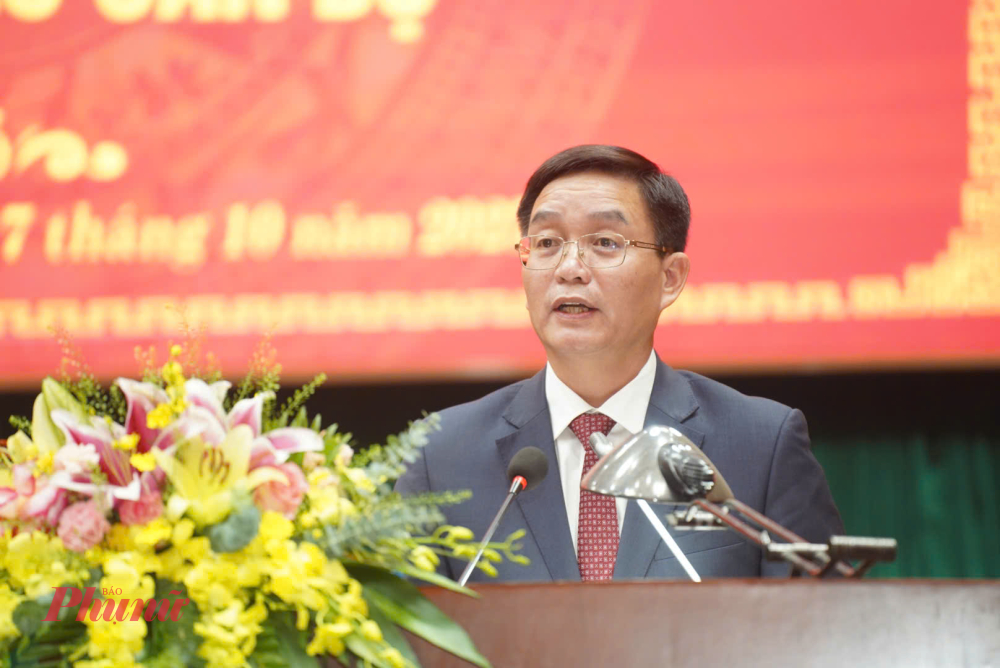 Ông Nguyễn Đình Trung- Tân Bí thư Thành ủy Huế phát biểu nhận nhiệm vụ