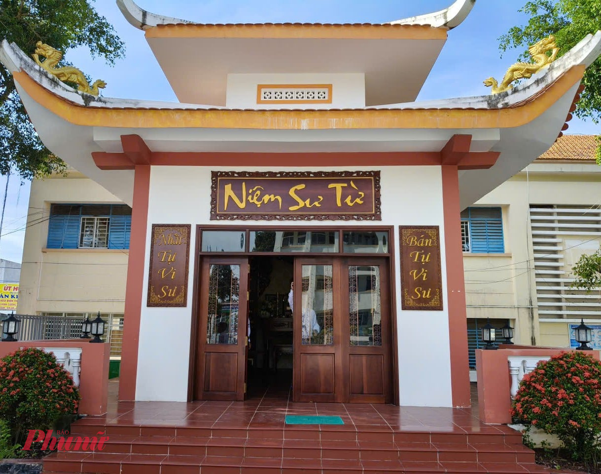 Công trình Niệm sư từ trong trường THCS Nguyễn Đăng Sơn