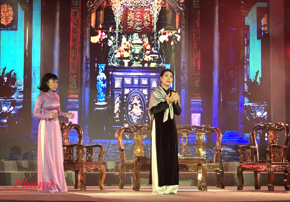 Trích đoạn Đời cô Lựu qua phần thể hiện của nghệ sĩ trẻ Diễm Kiều và Kim Luận.